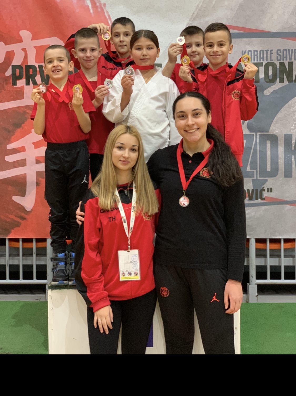 10 medalja za karate klub “SLOBODA” Tuzla u Zenici